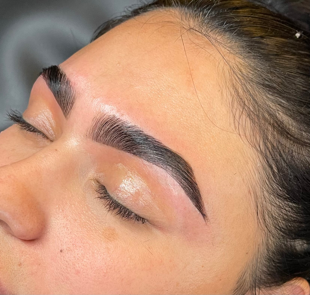 Full Eyebrow Service