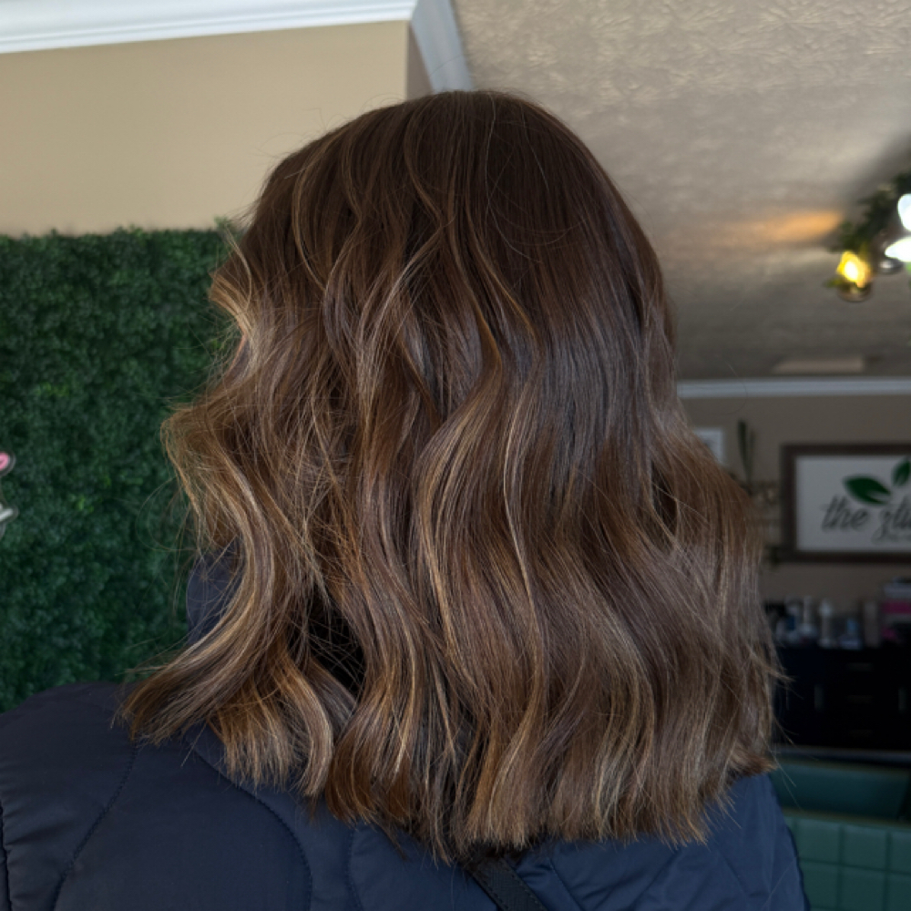 Root Touch Up (Sienna Eckerty) at TheBlendedCollective in Indianapolis, IN