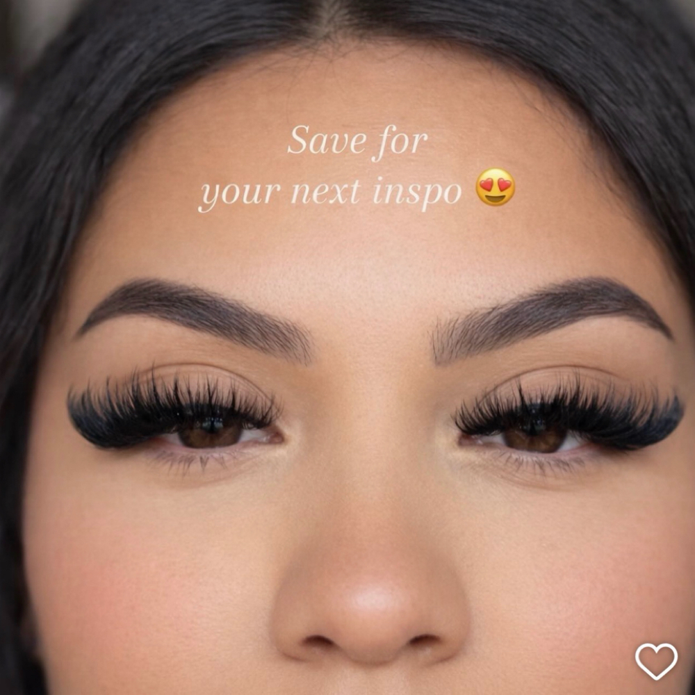 Volume Lash Set at Honey Minkx Beauty in Philadelphia, PA