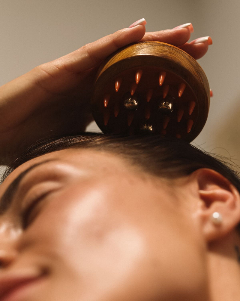 Scalp Massage at Savannah Esthetics in Bowling Green, KY