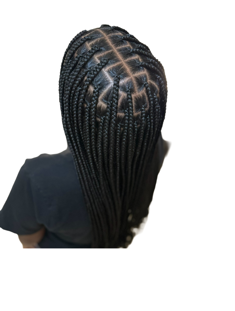 Medium Knotless at Modern Aesthetics Studios in Oakbrook Terrace, IL