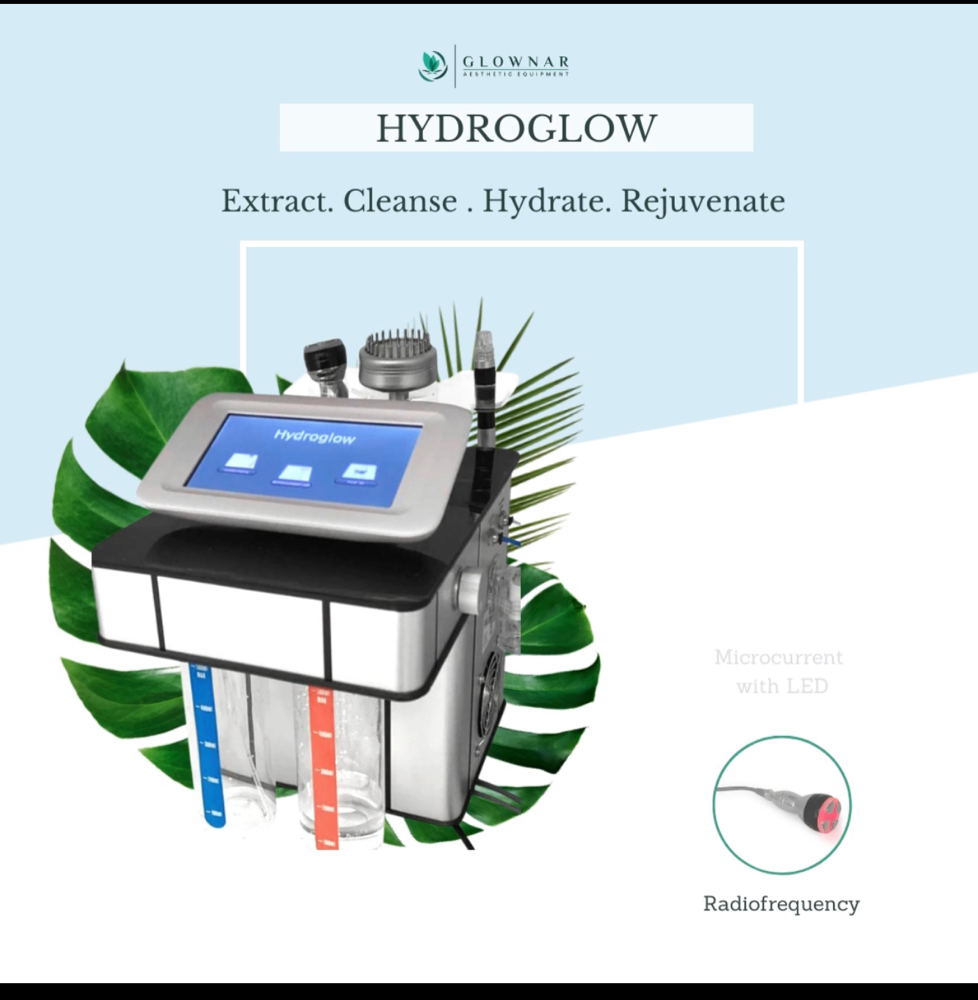 HydroGlow Facial