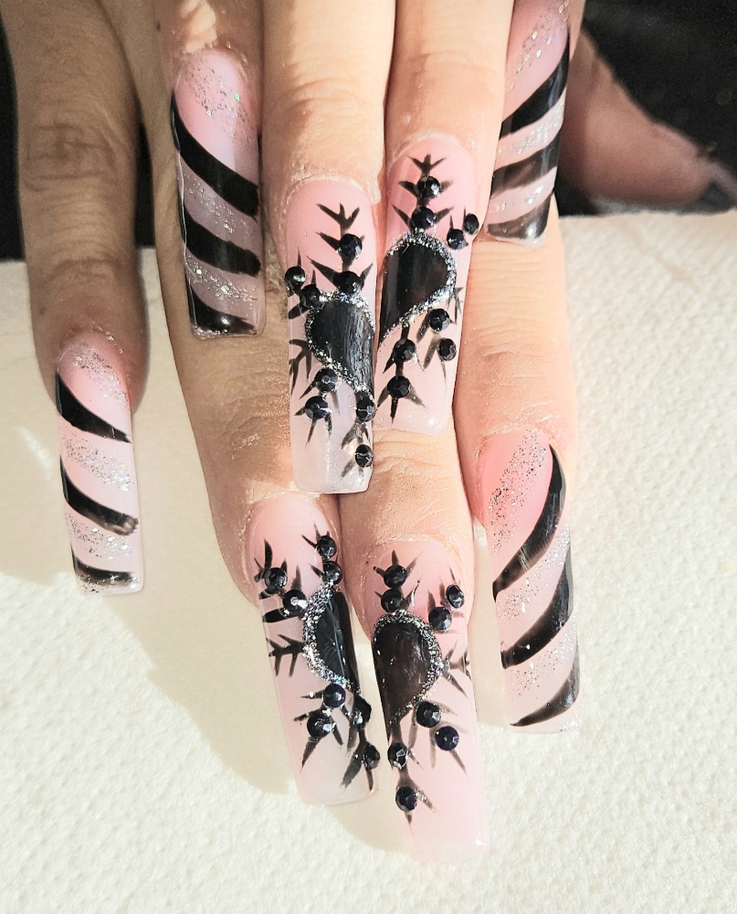 4x Nails Design at Karen Garcia/ traviesas nails in Carson City Nevada, NV