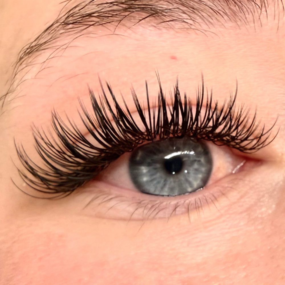 Mini Fill at Lashes by Madison Bours in Thornton, CO
