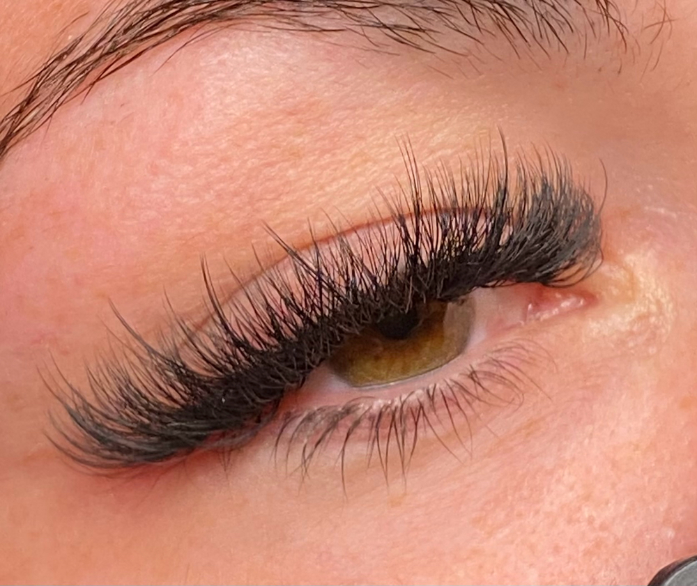 Hybrid Full Set at Beauty Craze in Indianapolis, IN