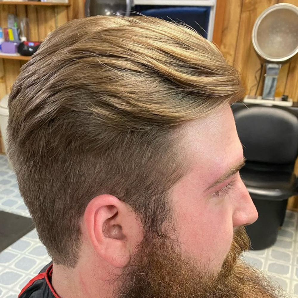 MEN’S HAIRCUT at Leah Jane’s Salon in Rockport, IN