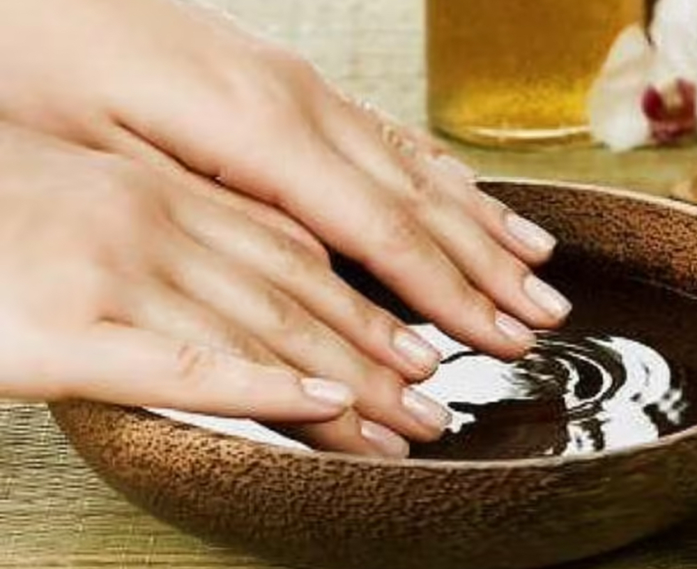 Hot Oil Manicure