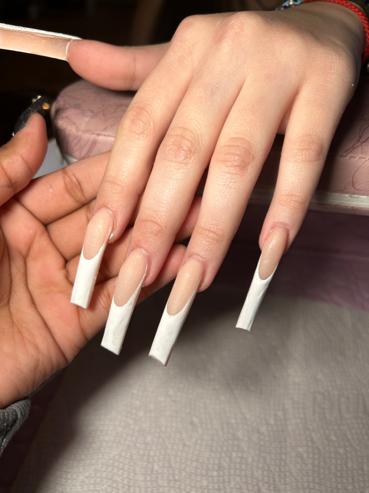 Basic full set french tip medium-xl