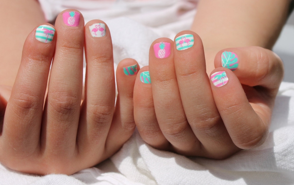 Princess Gel Polish Fingers