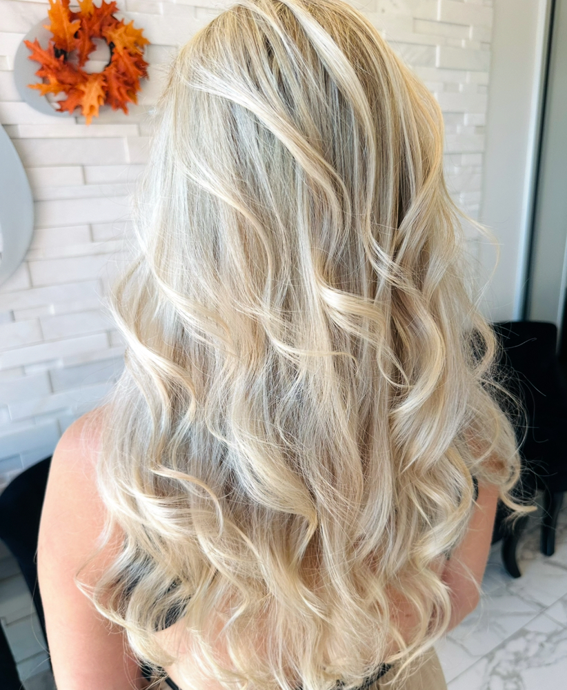 Full Blonding + Haircut