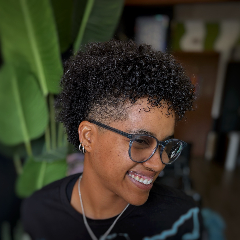Maintenance Cut (Stylist: Z)