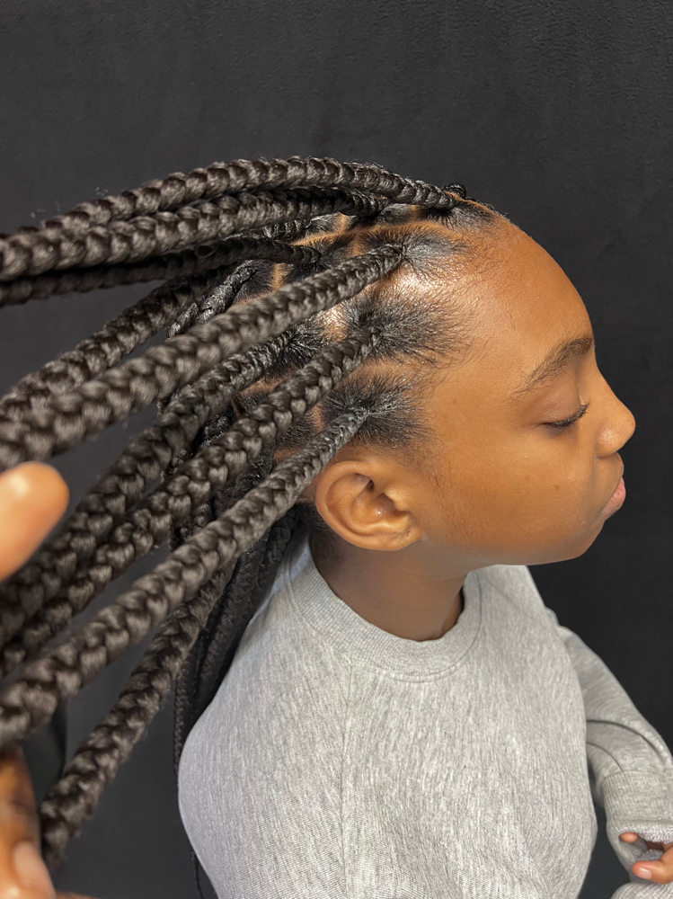 Jumbo Knotless Braids
