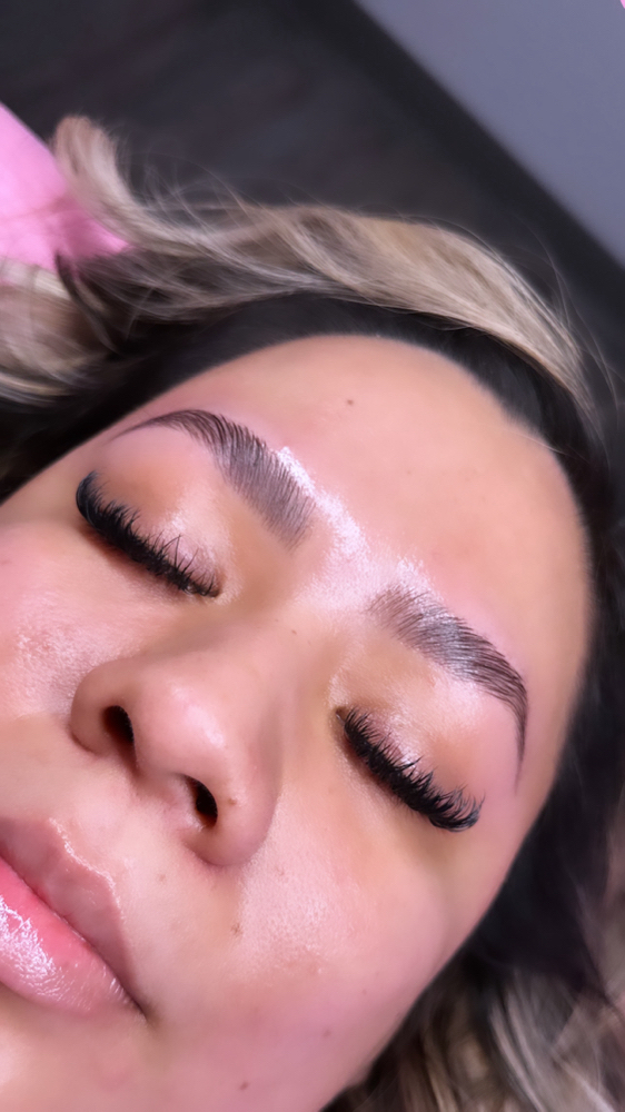 Brow Lamination + Wax ✨