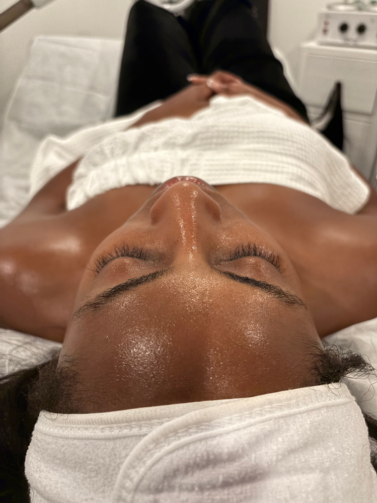 Dermaplaning with led light therapy at Waxbar928 in Washington, DC