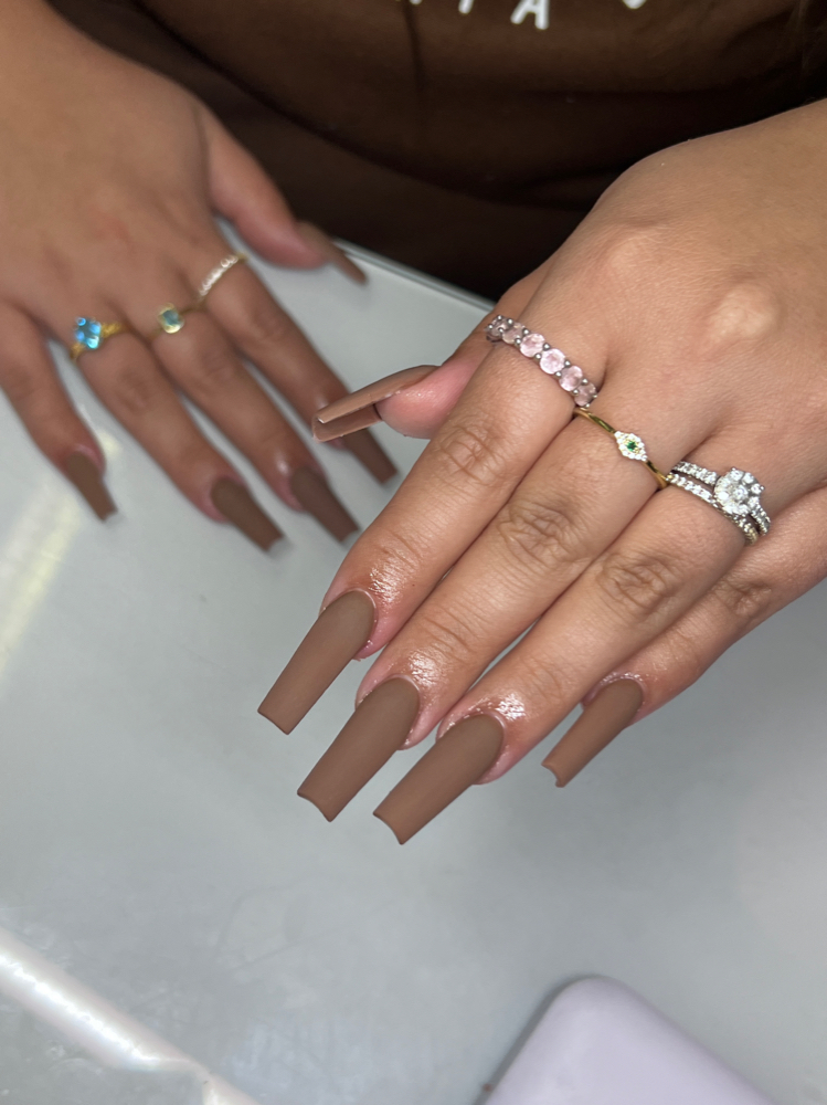 Medium Full Set With Luxury Mani