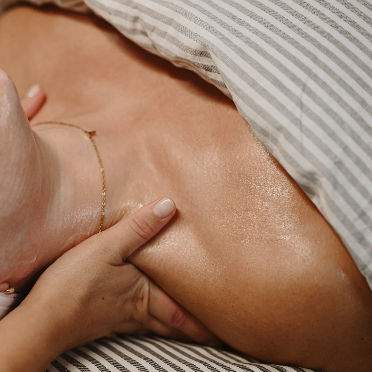 Luxe Facial at Safi Esthetics in Minneapolis, MN