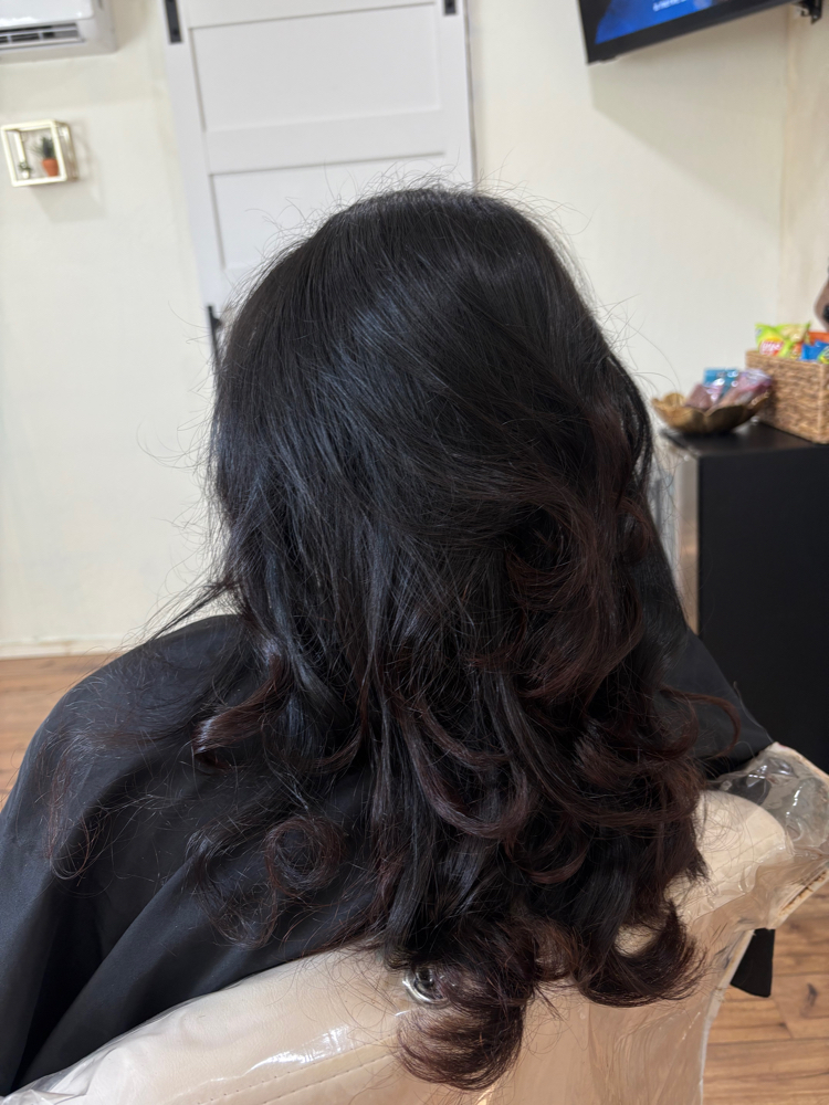 Blowout/Style at beautybybeanaey in Buckeye, AZ