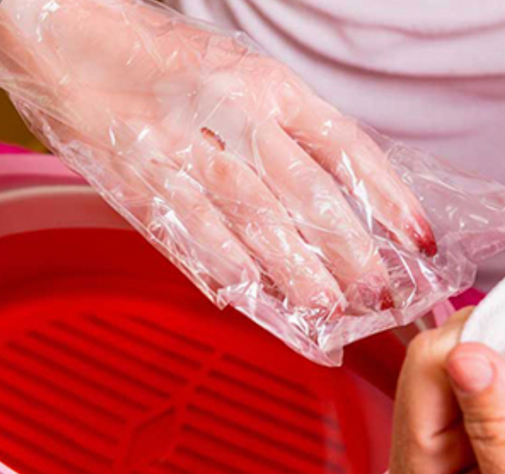 Paraffin Manicure