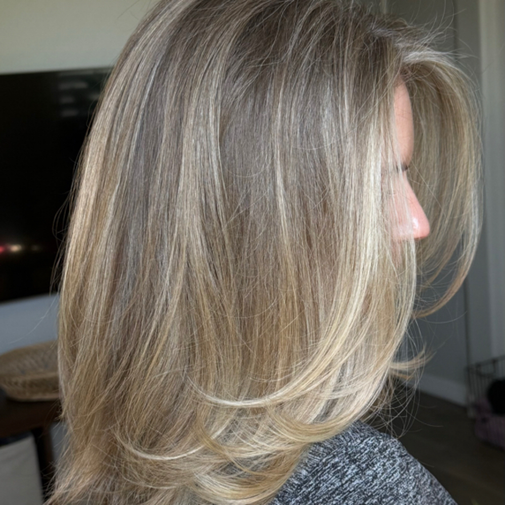 ▫️Face Frame & Grey Retouch at Heather Gets You Booked in 85142