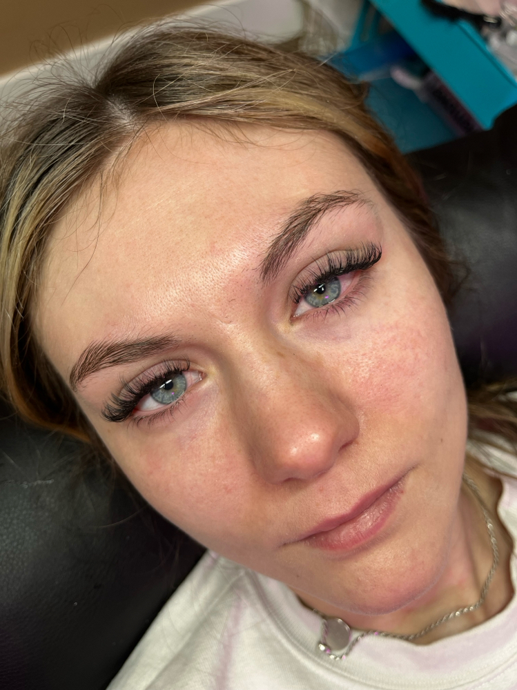 Lash Extention Removal