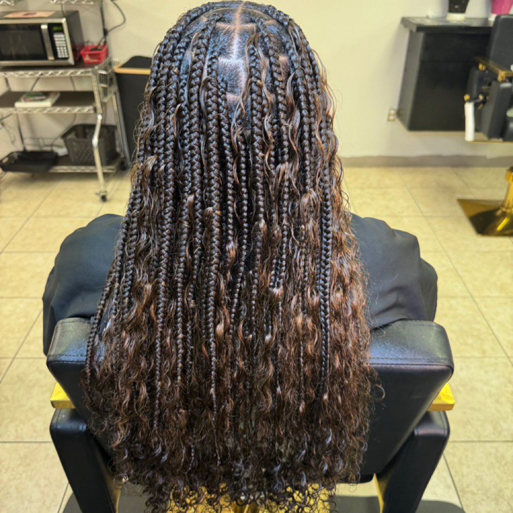 Bohemian Knotless at Crown Theory Studios in Holiday, FL