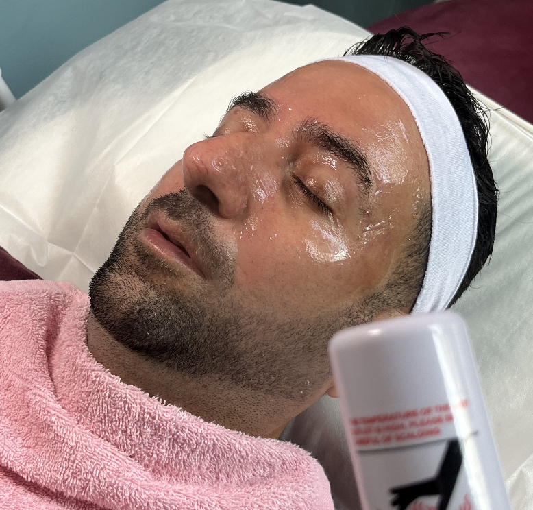 Mens Facial & Bread Treatment