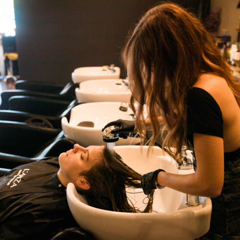 Moisturizing/ Scalp Treatment at Hairbyamelia in Clinton Township, MI
