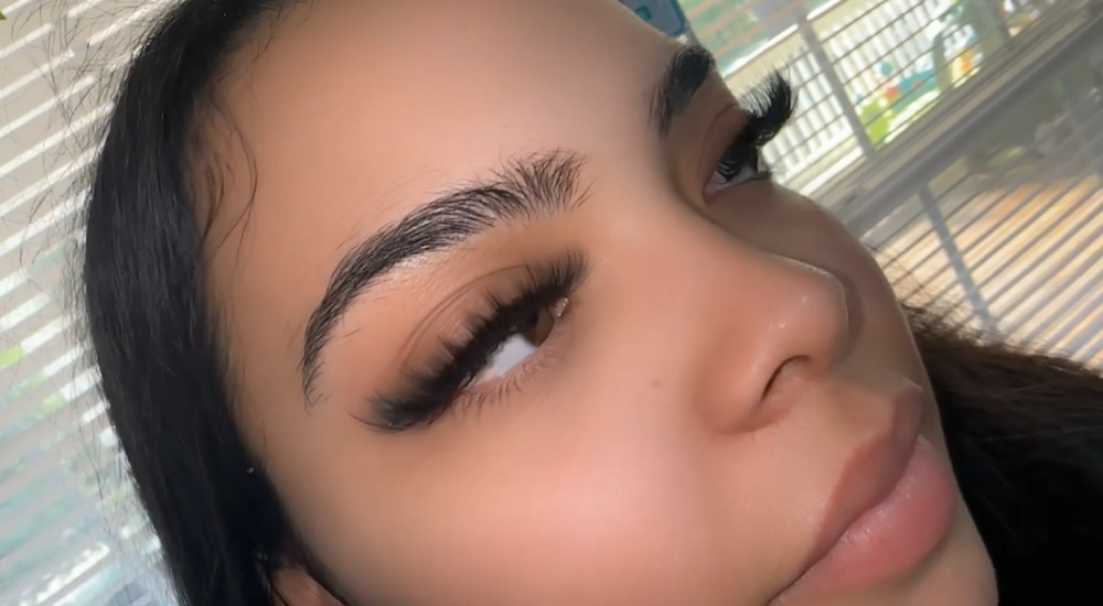 Volume Lashes