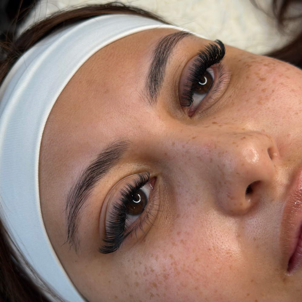 Volume Full Set at Deluxe Beauty Bar in Orem, UT