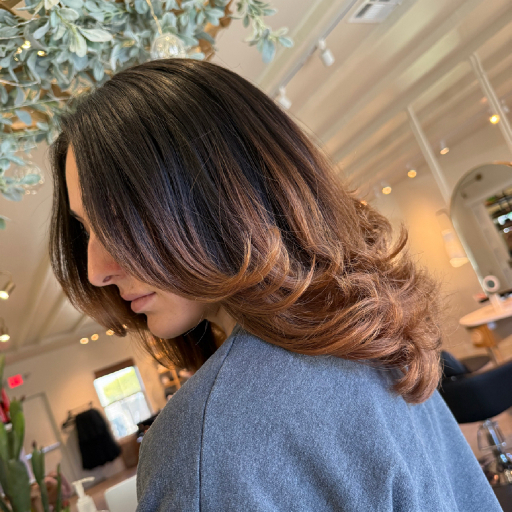Shampoo Blowdry at Styled By Amber Jennell in Mountain City, TX