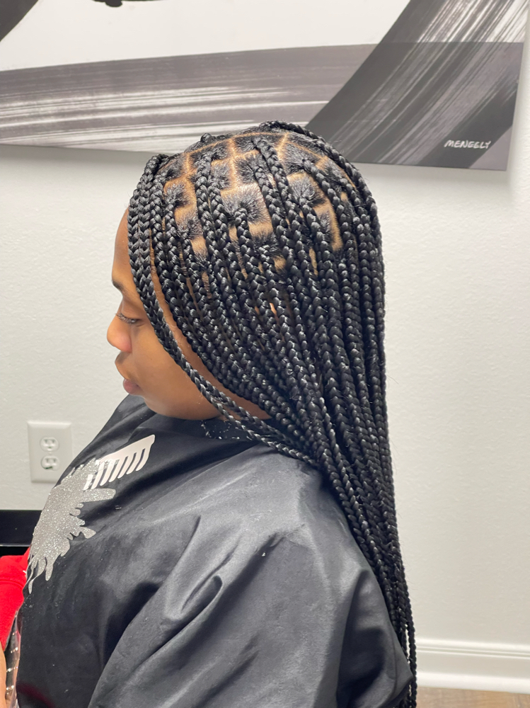 Medium Knotless Braids