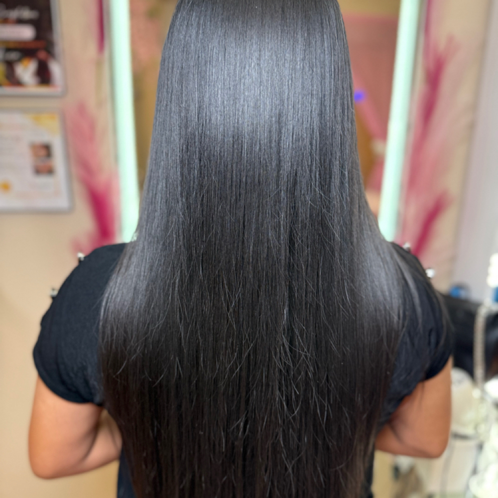 Brazilian Blowout at 🎀Pink Diamond Beauty studio🎀 in Irving, TX