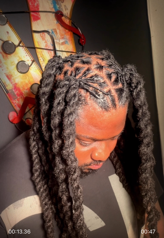 RE TWIST  & STYLE at Onyx in Hampton Va, VA
