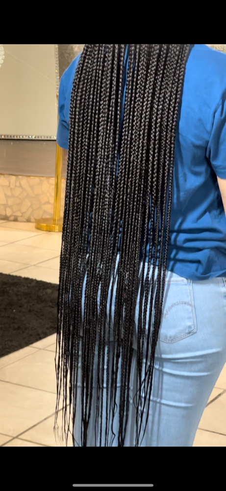 Small Knotless Braids