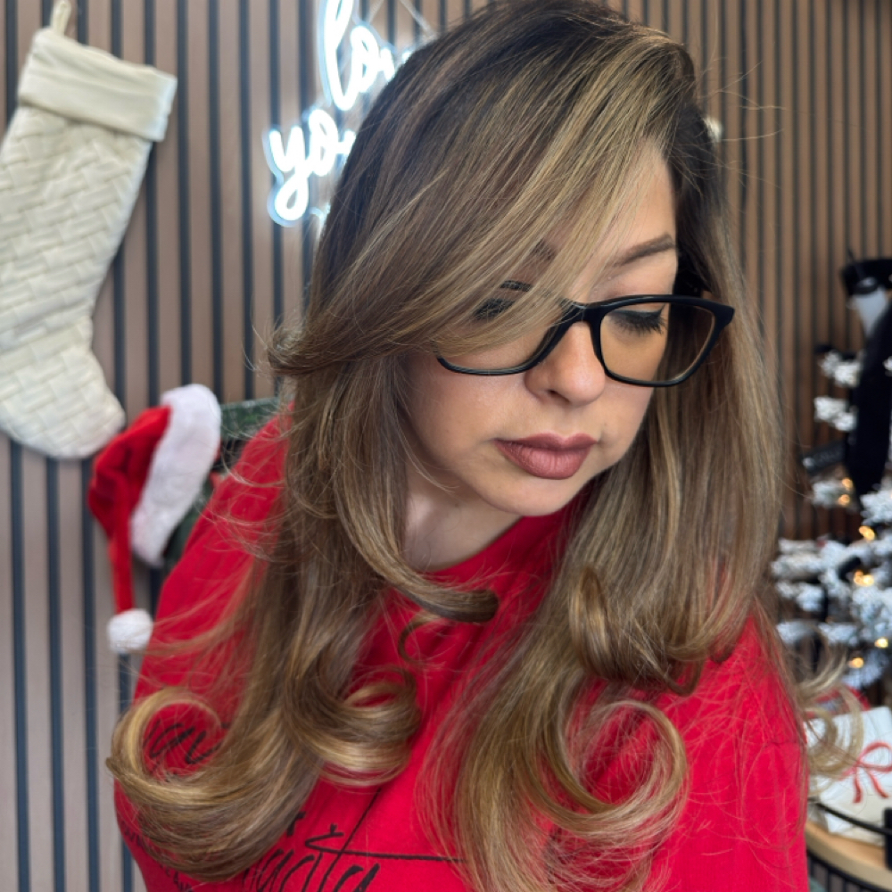 Signature Blowout ✨ at S.Y.M HAIR in Corpus Christi Tx, TX