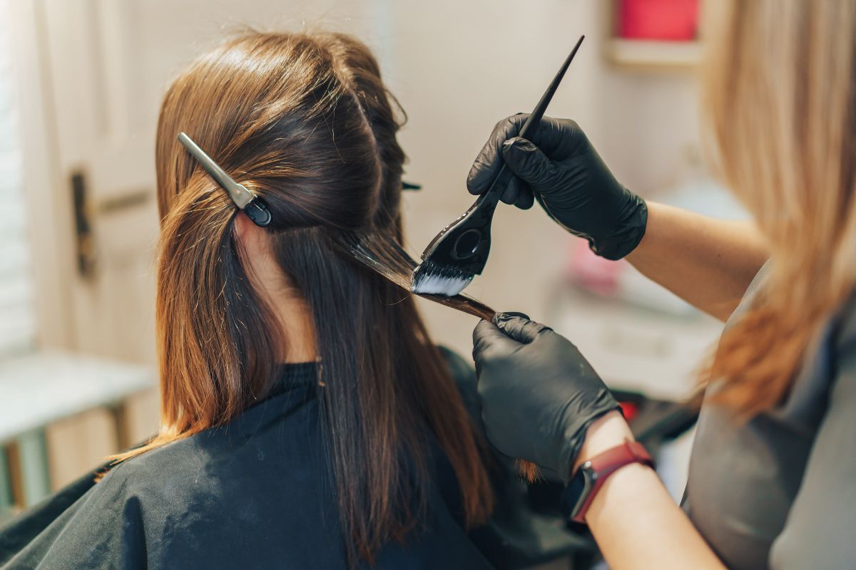 All-over hair color (Tintura total)