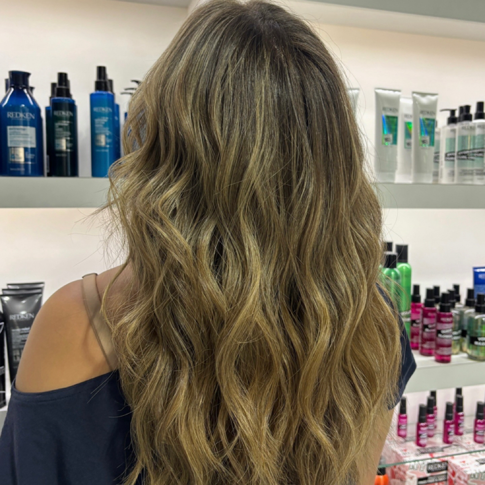 Highlight full + tone at Elliescissorhands Glow Salon And Spa in San Antonio, TX