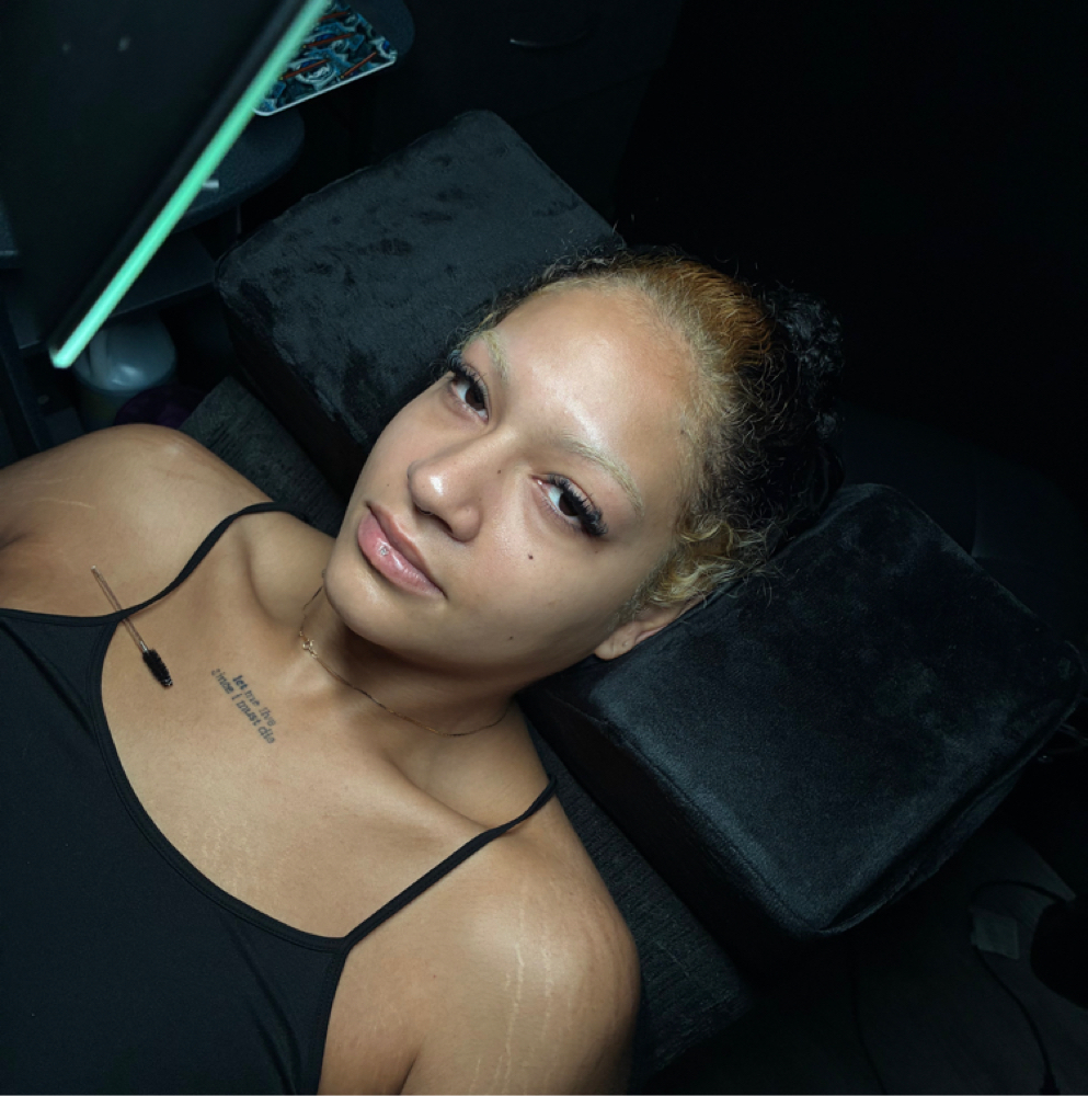 Hybrid Set at LAVISH LAFLAIR LASHES in mesquite, TX