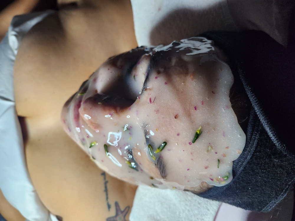 The Signature Facial