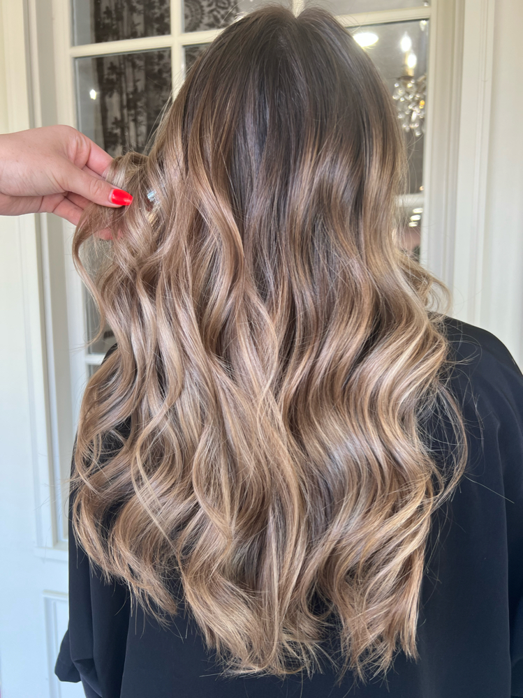 Shampoo/Blowout