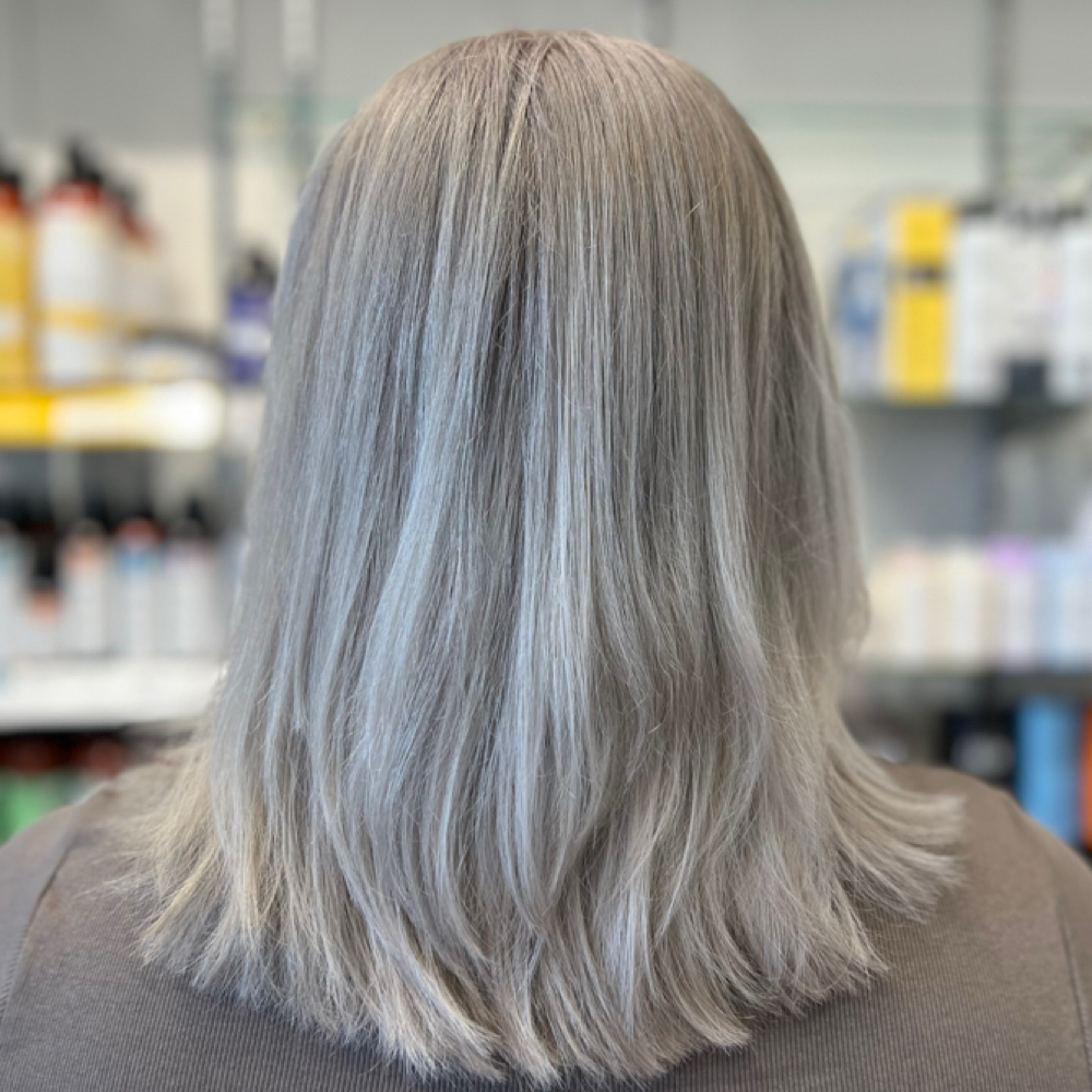 Full Blonde Touch Up at HairByLauraNeveau in Bourbonnais, IL