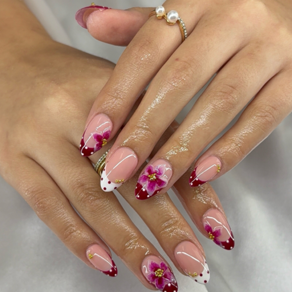 3D flowers at Nailsxlit in Martinsville, VA