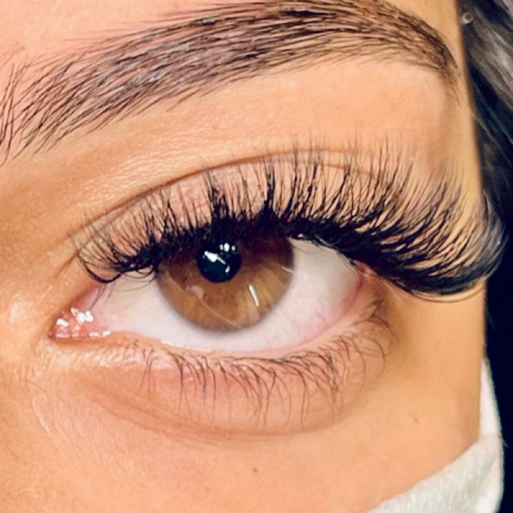 Hybrid Full Set at KB Beauty in Orlando, FL