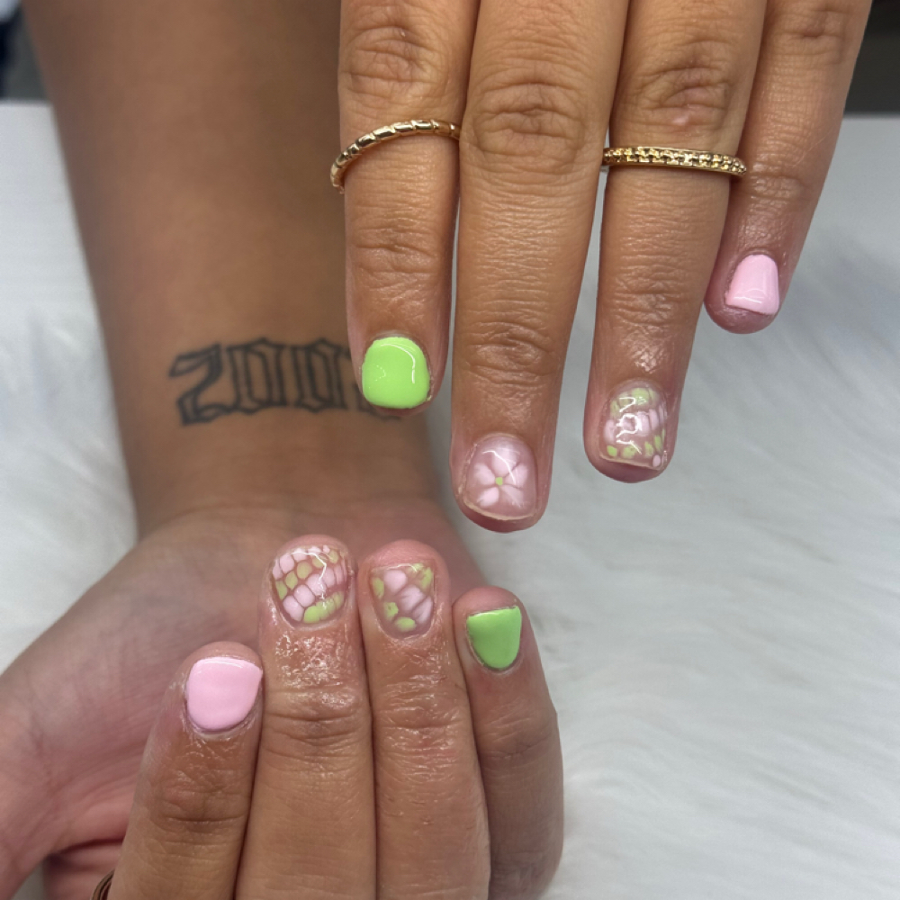 Builder Gel at Reyes Styles Barbershop & Salon in Salisbury, MD