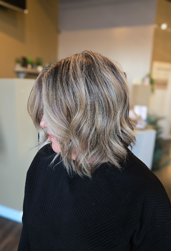 Faceframe+root retouch+haircut