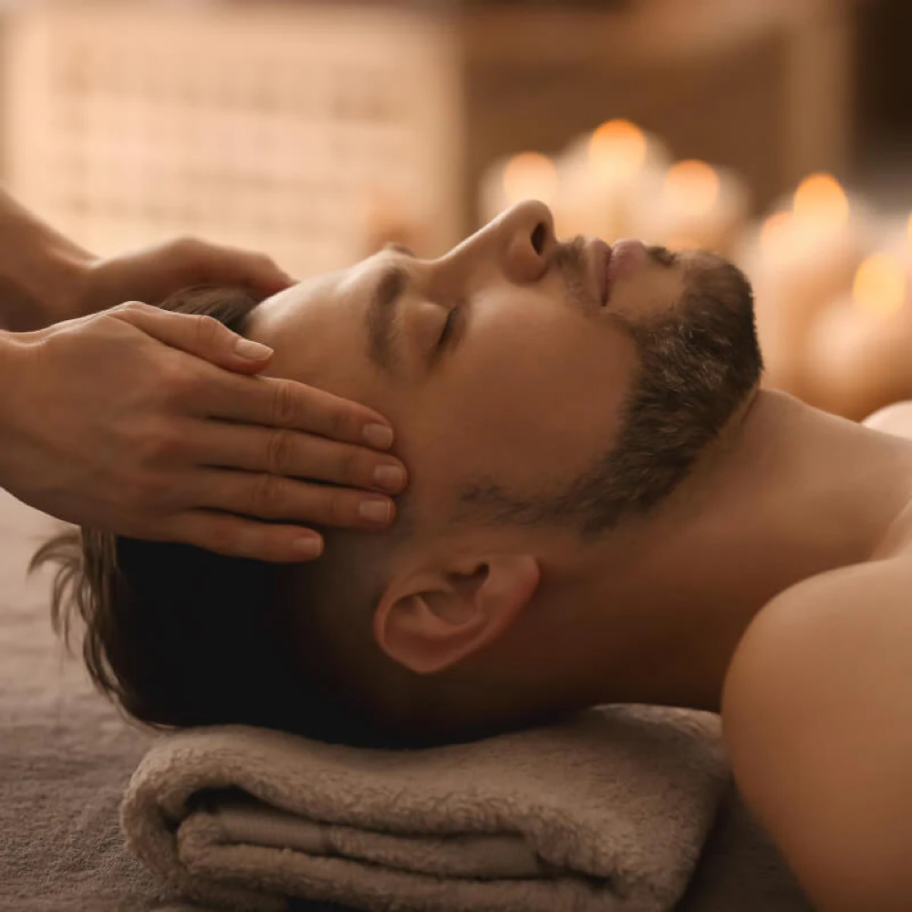 Warm Oil Crown Massage at The Holistic Glow in Gainesville, FL
