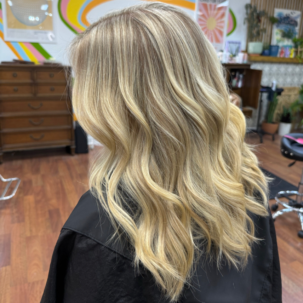 Full Highlight/Maximum Blonding at Madison Clark in Florence, SC