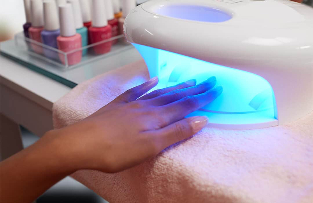 No-Chip Manicure (Gel)