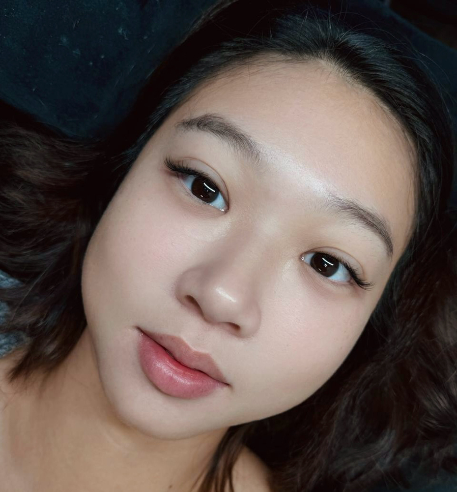 Half set lash extensions