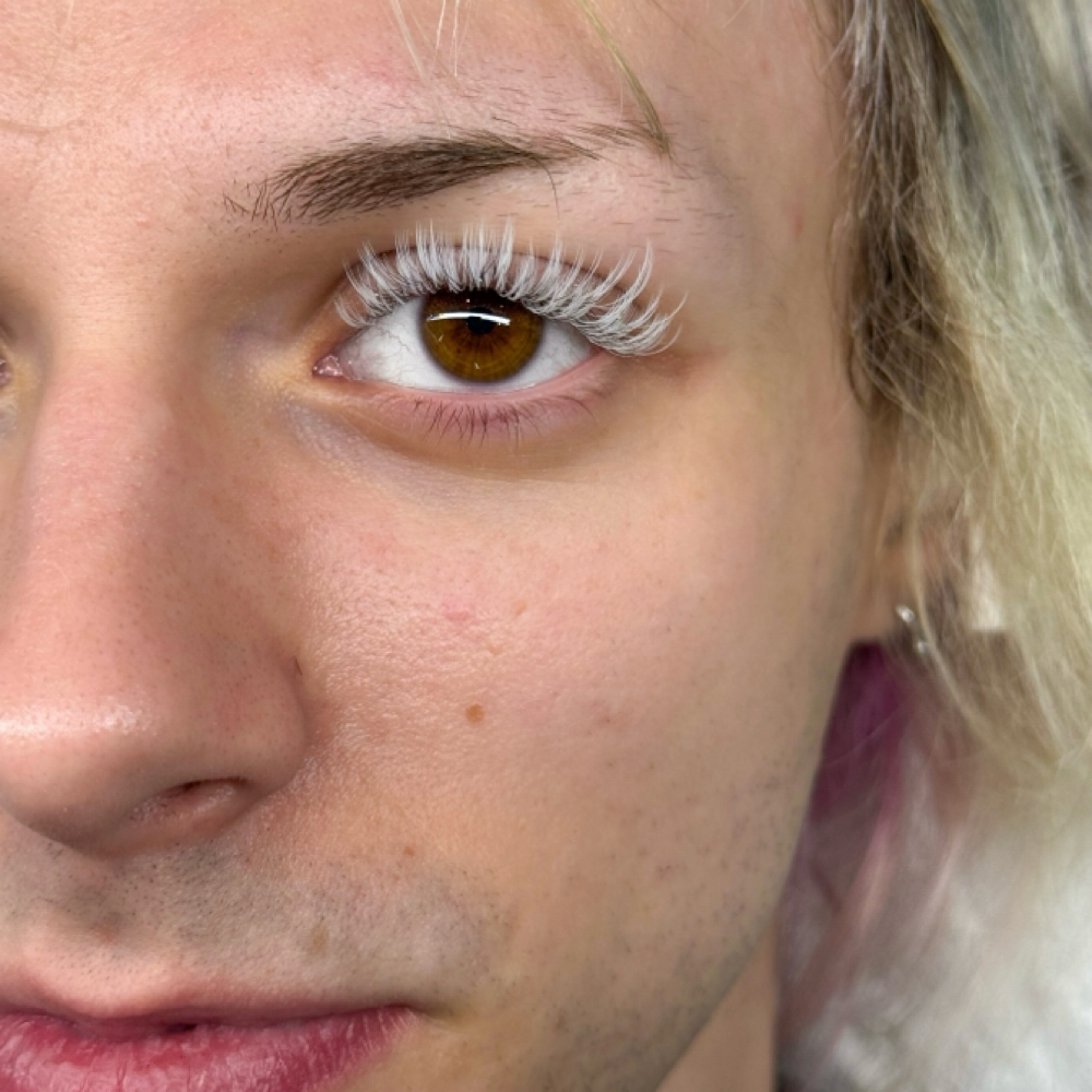 1 Hour 15 Minutes Lash Fill at Queen Of Hearts Beauty in Cedar Park, TX